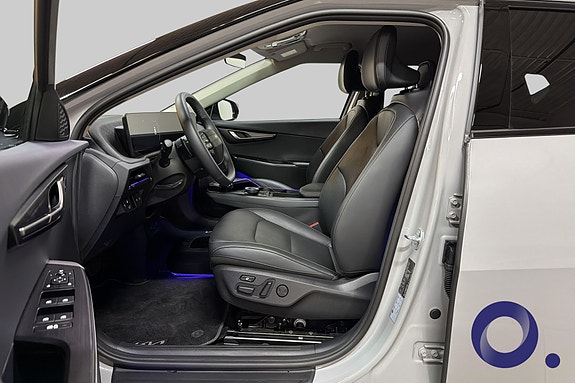 Kia EV6 11 of 28