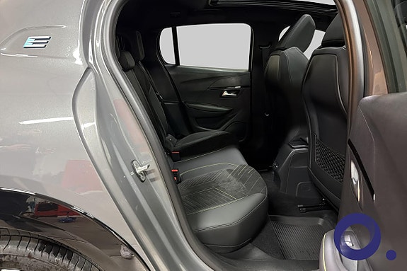 Peugeot e-208 15 of 27