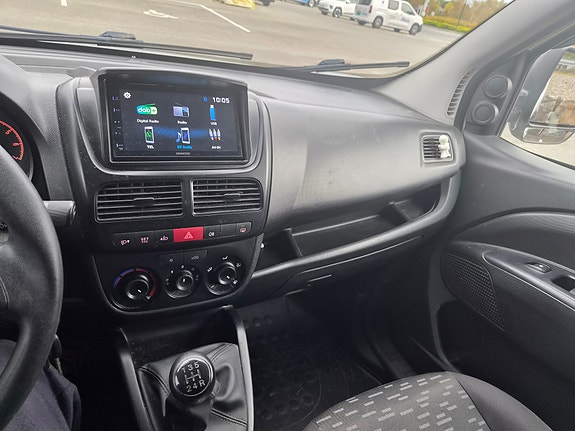Opel Combo 8 of 13