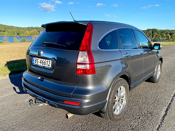 Honda CR-V 2 of 23