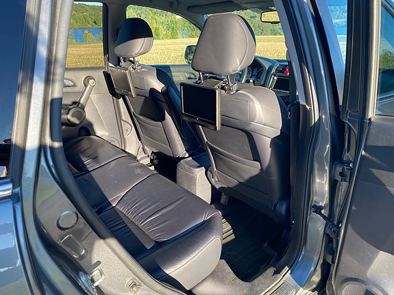 Honda CR-V 8 of 23