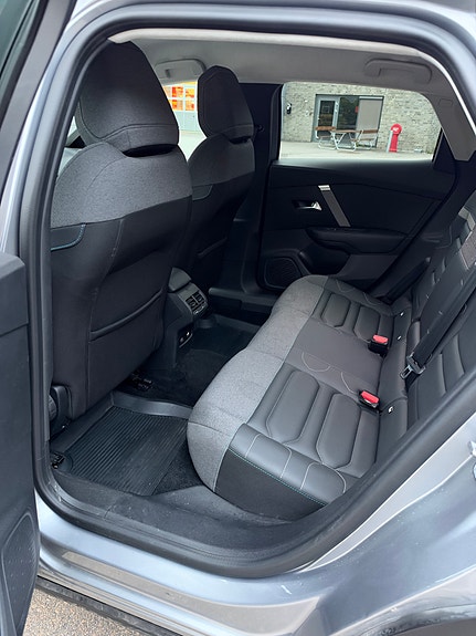 Citroen E-C4 14 of 25