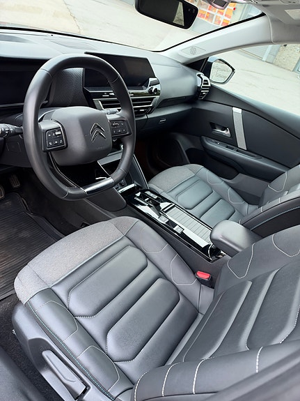 Citroen E-C4 7 of 25