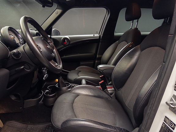 MINI Countryman Cooper 27 of 30