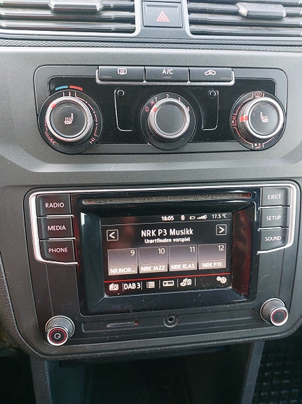 Volkswagen Caddy Maxi 11 of 11