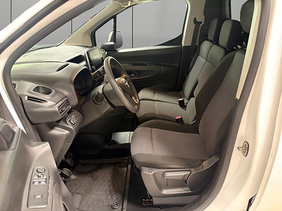 Opel Combo 10 of 27