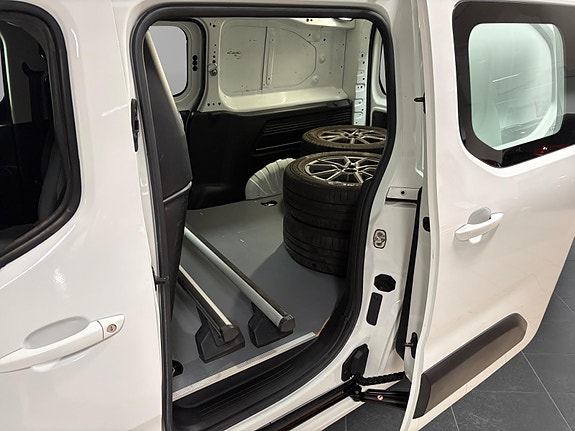 Opel Combo 23 of 27