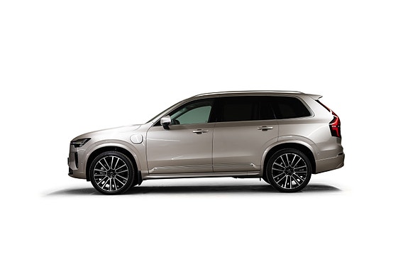 Volvo XC90 6 of 30