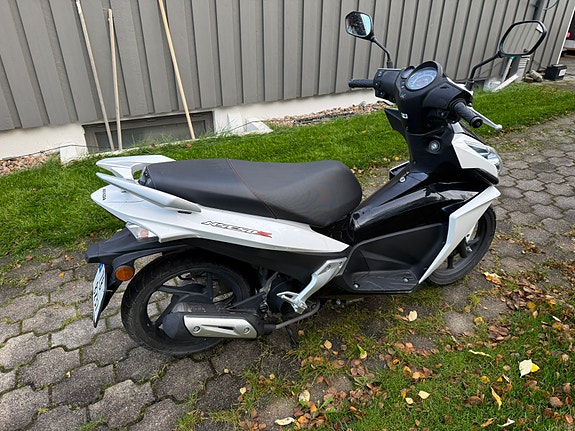 Honda Vision NSC 50R 4 of 10