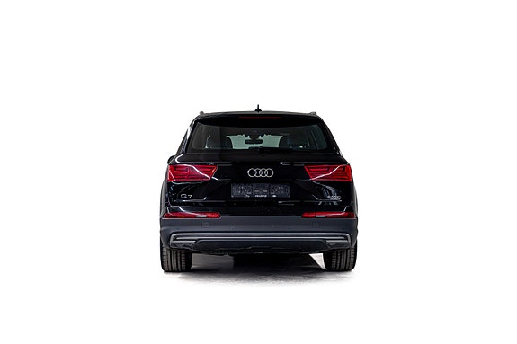 Audi Q7 7 of 30