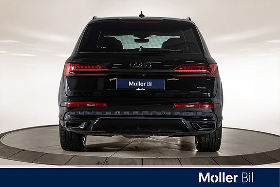 Audi Q7 4 of 30