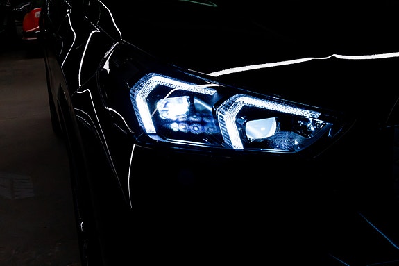 BMW iX1 15 of 30