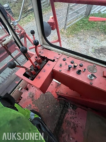 Deutz Fahr M750 21 of 30