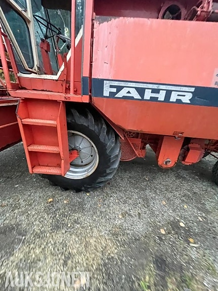 Deutz Fahr M750 3 of 30