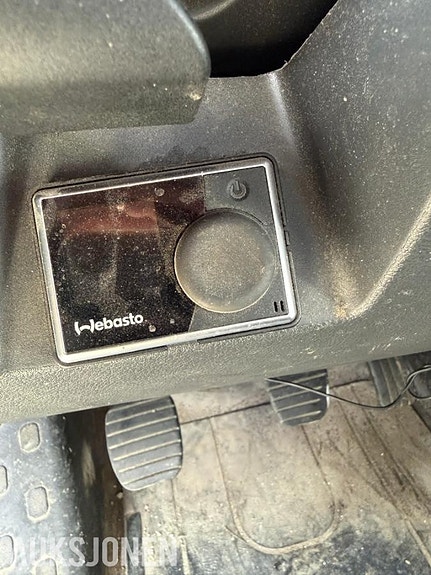 Nissan NV300 11 of 27