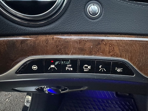 Mercedes-Benz S350 d 16 of 30