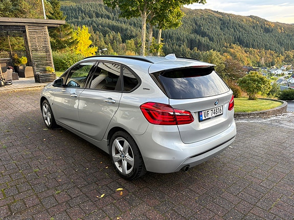 BMW 225xe 5 of 20