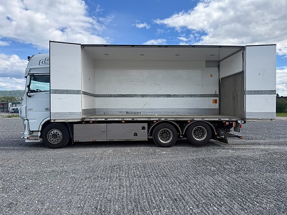 DAF DAF SF 105 Superspace cab 13 of 30