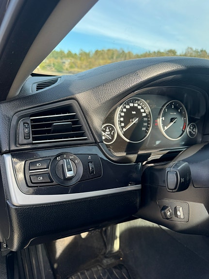 BMW 525d 13 of 21