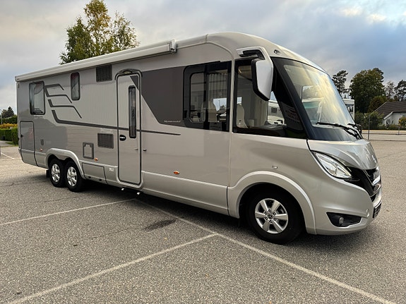 Hymer B 890MLi Strøken/Hydr ben/Topp utstyr/Bør sees. 3 of 30