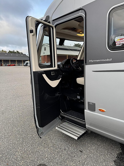 Hymer B 890MLi Strøken/Hydr ben/Topp utstyr/Bør sees. 21 of 30