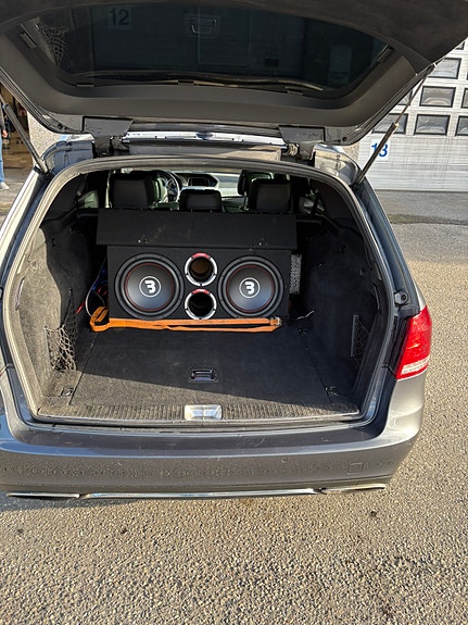 Mercedes-Benz E200 d 14 of 19