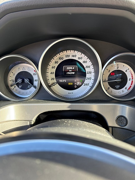 Mercedes-Benz E200 d 19 of 19