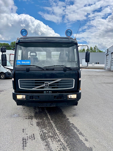 Volvo FL6 220 7 of 9