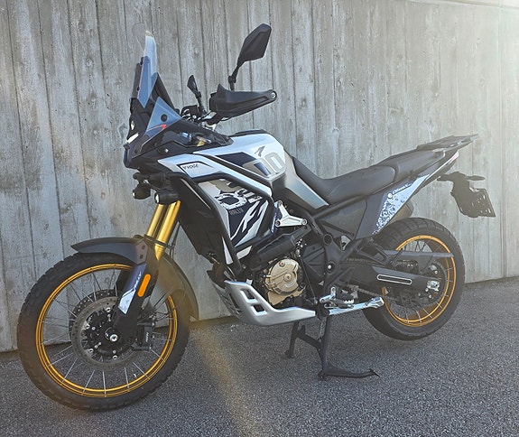 VOGE DS800X Rally 3 of 6