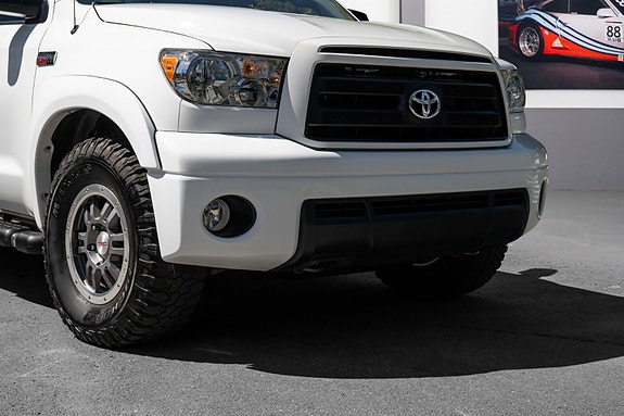 Toyota Tundra 3 of 30