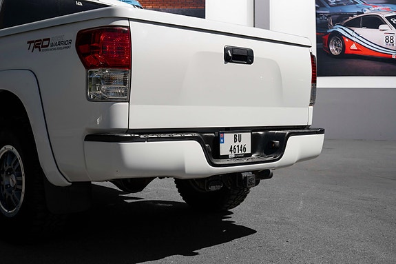 Toyota Tundra 13 of 30