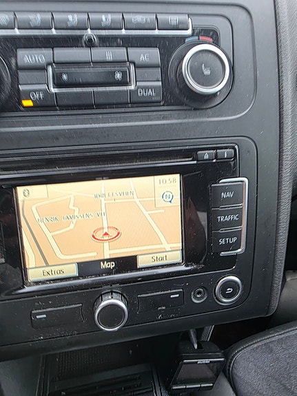 Volkswagen Touran 8 of 18