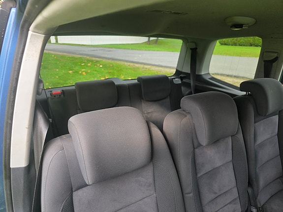 Volkswagen Touran 15 of 18