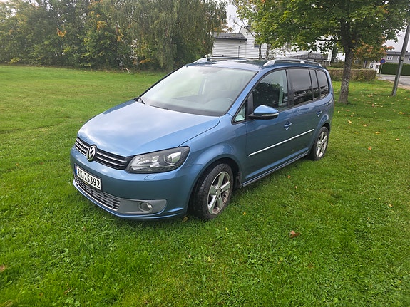 Volkswagen Touran 7 of 18