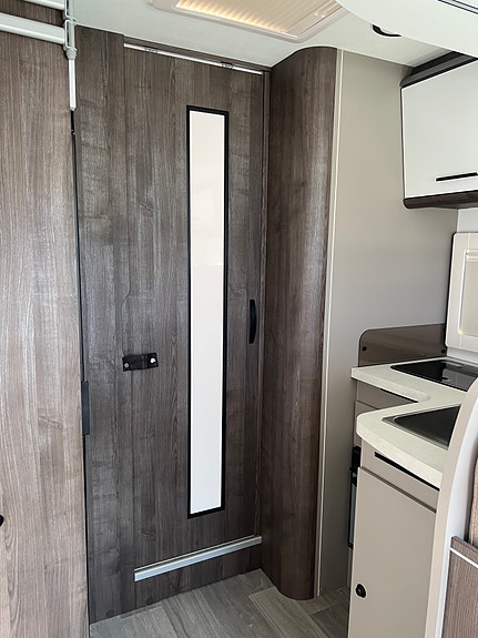 Benimar Tessoro 463, 5 seter, Heavy 4.100 kg.  Litium, Solcelle ++ 30 of 30