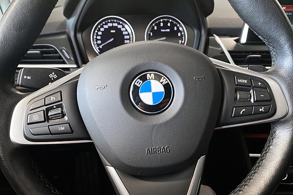 BMW 225xe 9 of 17