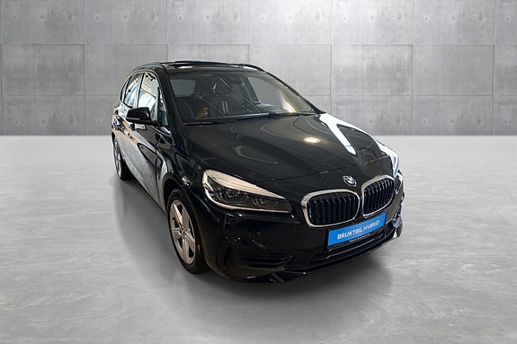 BMW 225xe 7 of 17