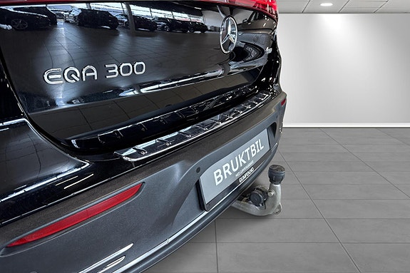 Mercedes-Benz EQA300 22 of 22