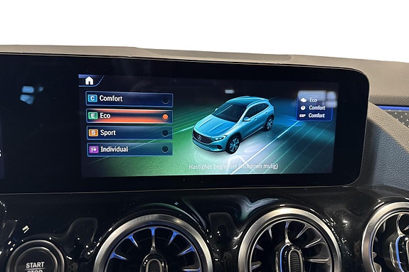 Mercedes-Benz EQA300 14 of 22