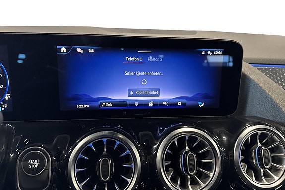 Mercedes-Benz EQA300 13 of 22