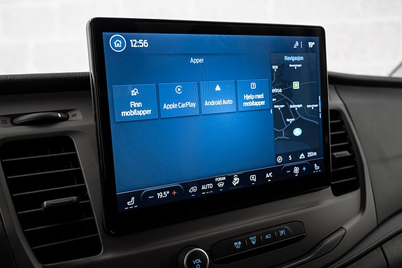 Ford Transit 15 of 25