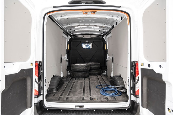 Ford Transit 19 of 25