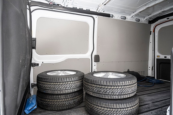 Ford Transit 20 of 25