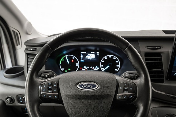 Ford Transit 7 of 23