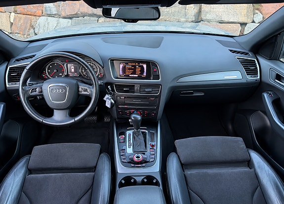 Audi Q5 4 of 18