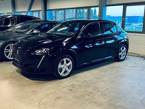 Peugeot 208 4 of 13