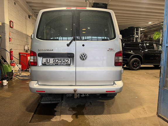 Volkswagen Caravelle 3 of 21