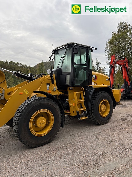 Cat 920 6 of 27