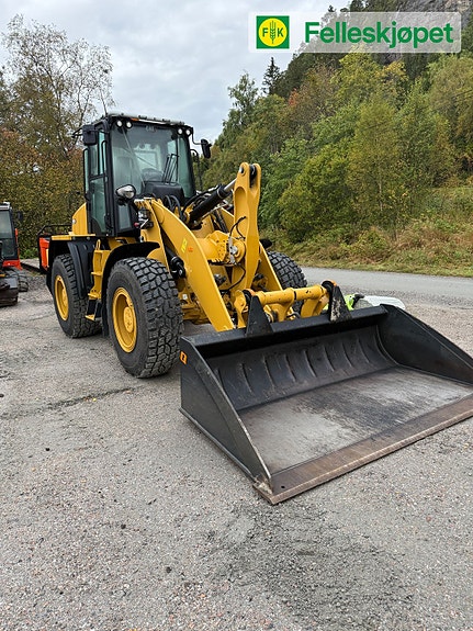 Cat 920 2 of 27