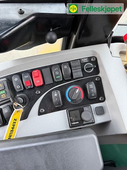 Cat 920 15 of 27